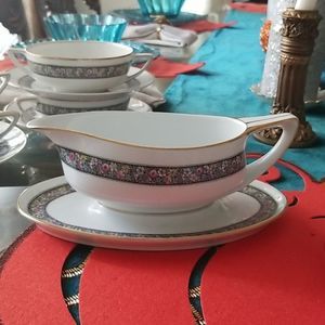 Rosenthal Donatello Gravy Boat W/Attached Plate